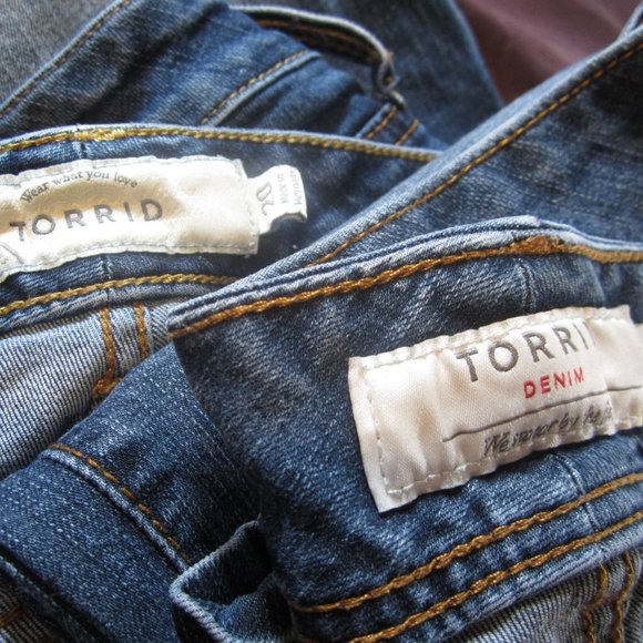 Torrid Jeans Size 20 (2 Pairs of Jeans)
